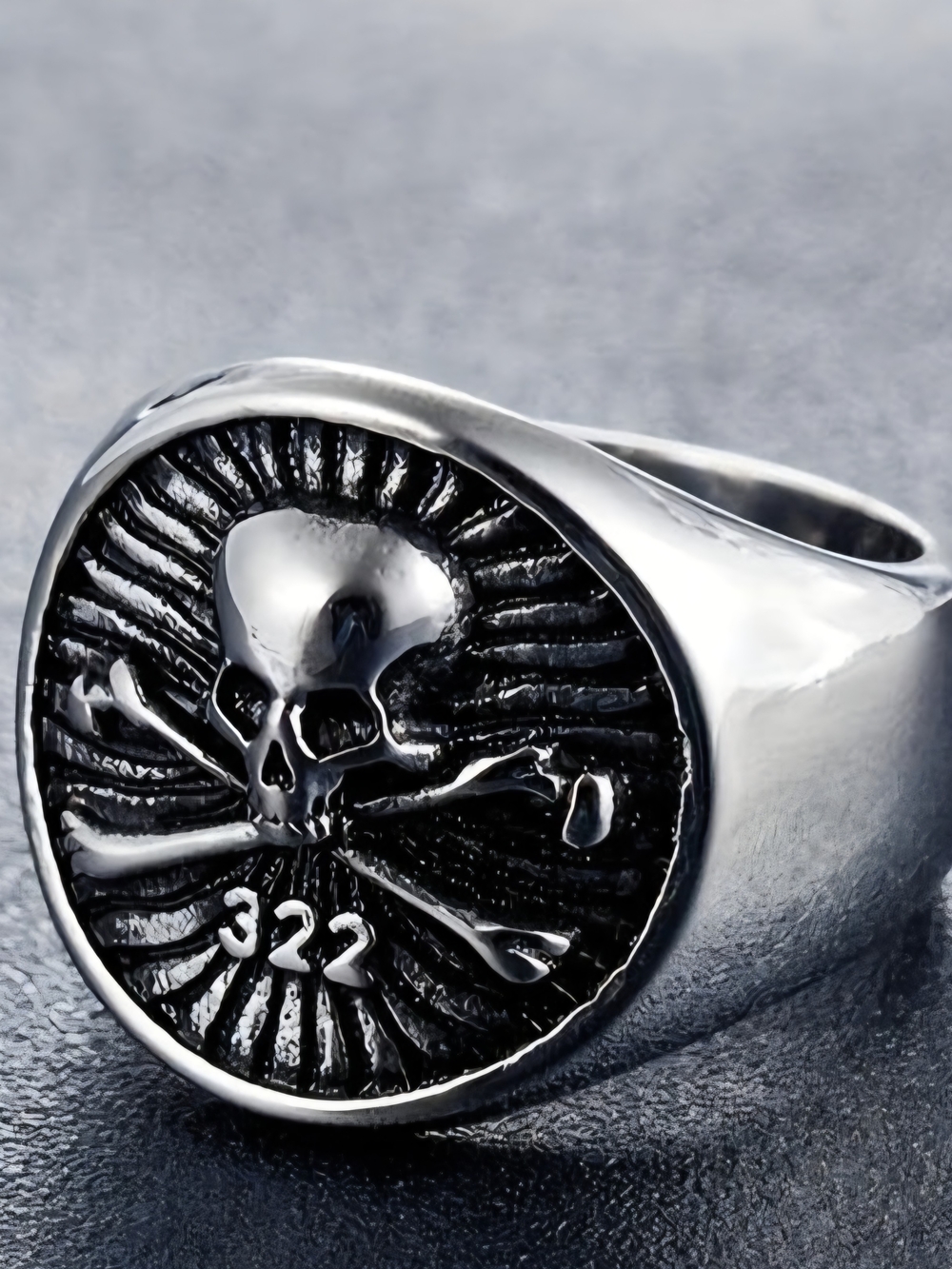 Men's 925 Sterling Silver Skull Signet Ring | Edgy Skull and Crossbones Ring 10